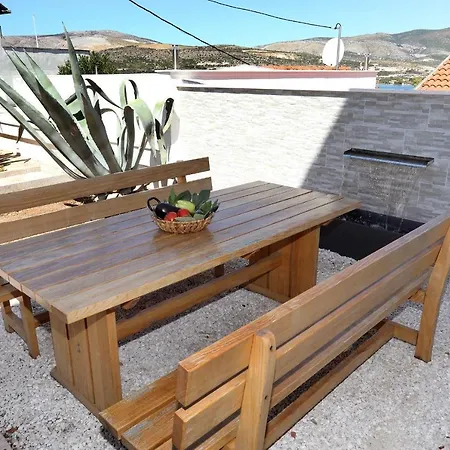 Vidosava - 100m From Sea * Trogir