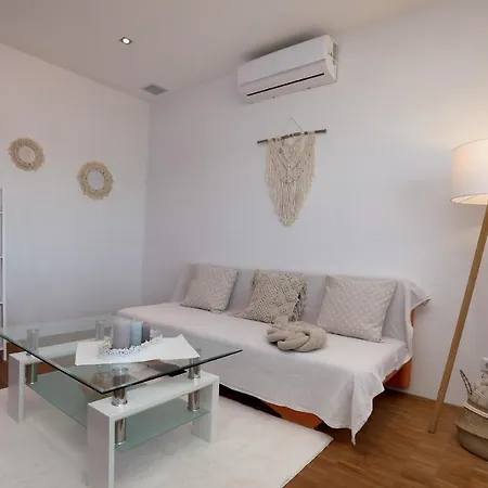 Vidosava - 100m From Sea