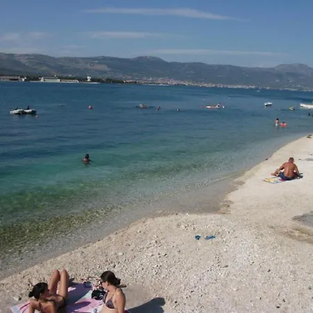Vidosava - 100m From Sea Apartment Trogir